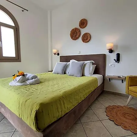Nemesis Hotel Firá